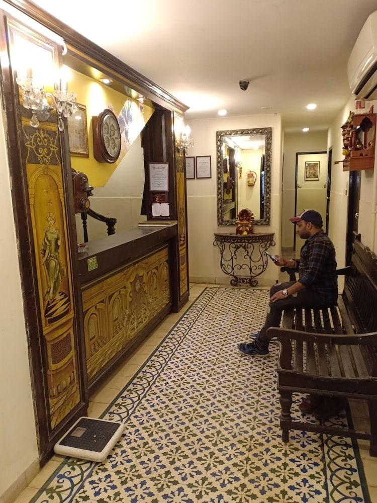 فندق بوتيك جيه سي شاليه مومباي المظهر الخارجي الصورة